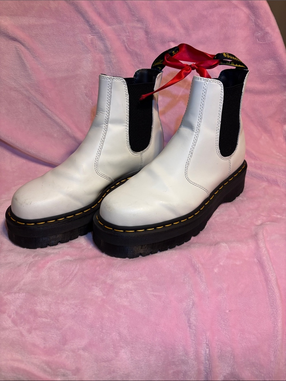 Dr. Martens Air Wave White Leather Platform Chelsea Boots Size 9M